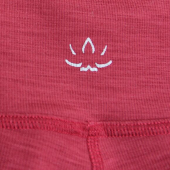 Beyond Yoga Heather Rib High Waisted Midi Leggings Rosewood Red Size Small - Picture 14 of 16